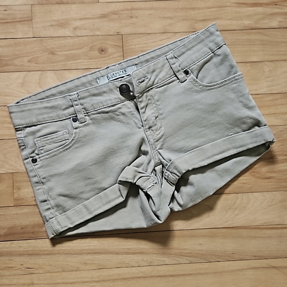 Bluenotes Sz27 Khaki Cuffed Shorts